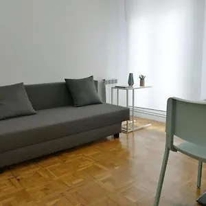 https://apartamento-pamplona-1.sansebastianhotels.net